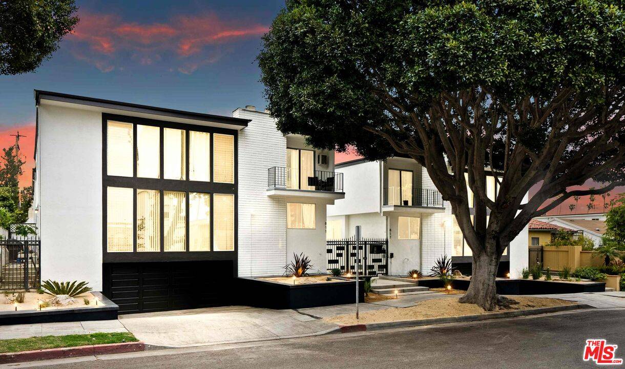 817   20th St 15BR Santa Monica La