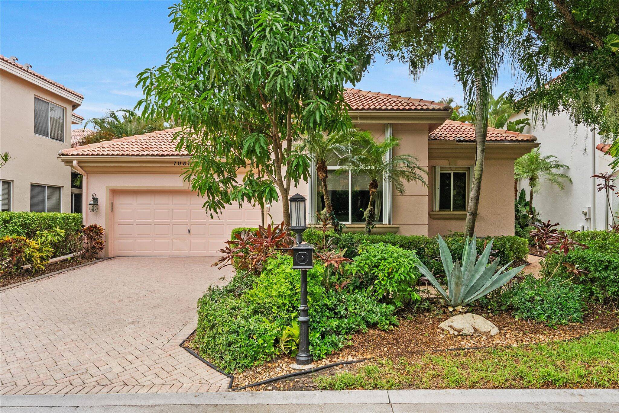 This beautiful 3BR 2. 5BA single story residence in Boca Grove offers an open layout with high ceilings, a split bedroom floor plan, and a 2 car garage, along with ...