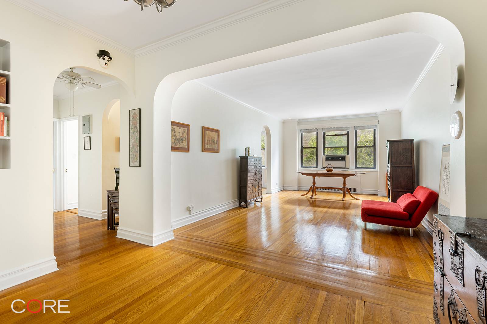 With its garden home charm, this lovingly kept and updated corner home is nestled amidst one of the most celebrated and picturesque Jackson Heights gardens.