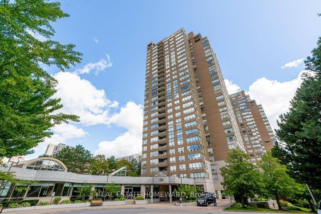 Come See This Gorgeous Light Filled 2 Bedroom, amp ; 2 Baths, Open Concept, Corner Suite with Panoramic Views Of Toronto.