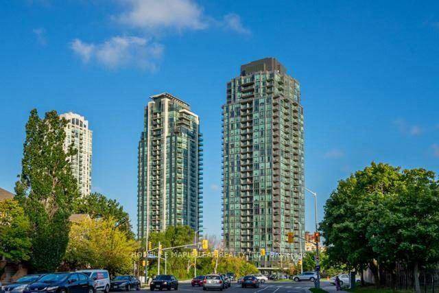 1 1 suite, where the den has been thoughtfully converted into a spacious second bedroom Luxury Urban Living in the Heart of Mississauga !