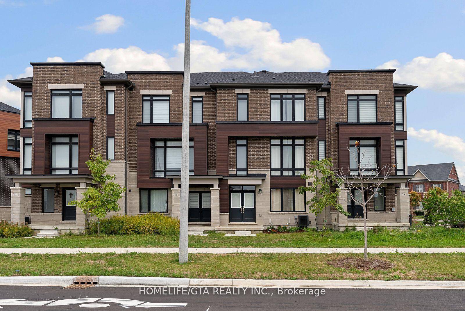 New Kleinburg Townhome Modern, Elegant, Spacious, Bright, Large Windows, 9 foot Ceiling on 2nd and 3rd Floor, 3 Years New, 2, 000 sq ft of 2 Double Door Entrances, and ...