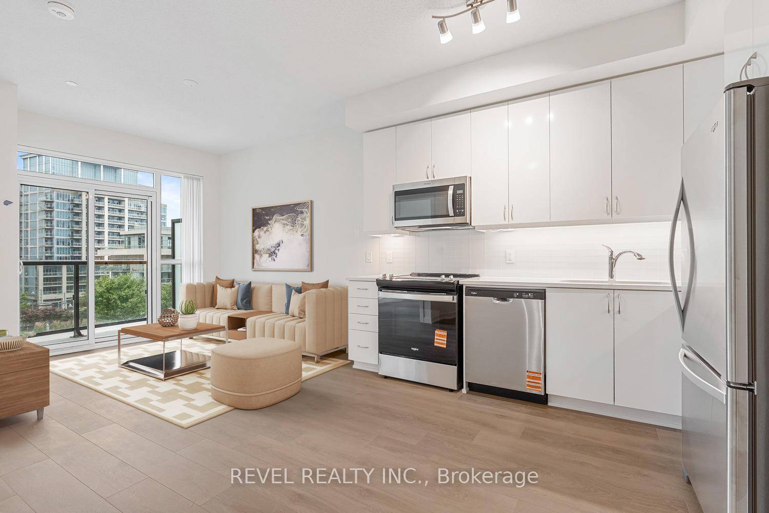 Swap your city chaos for lakeside calm at 38 Annie Craig Dr 512.