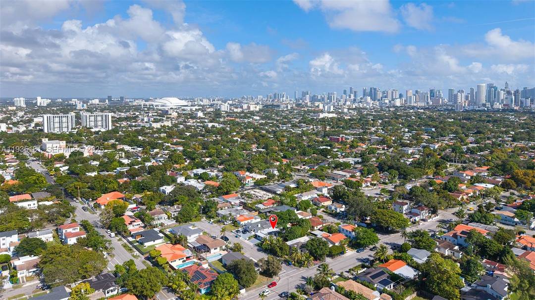 Stunning New Renovation in Shenandoah !