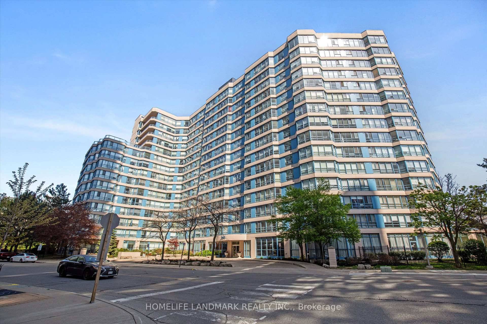 Welcome to this beautifully maintained 2 bedroom, 2 bathroom condo located in the heart of Mississauga.