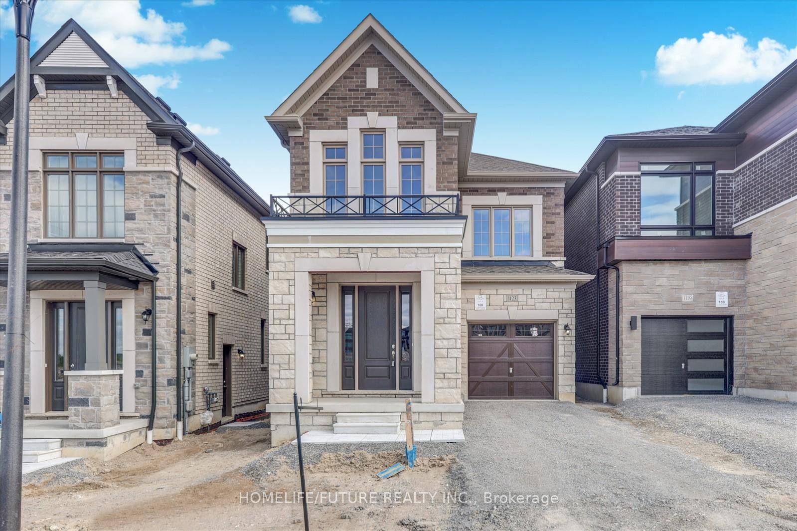 Spacious And Luxury Detached Home By Opus.