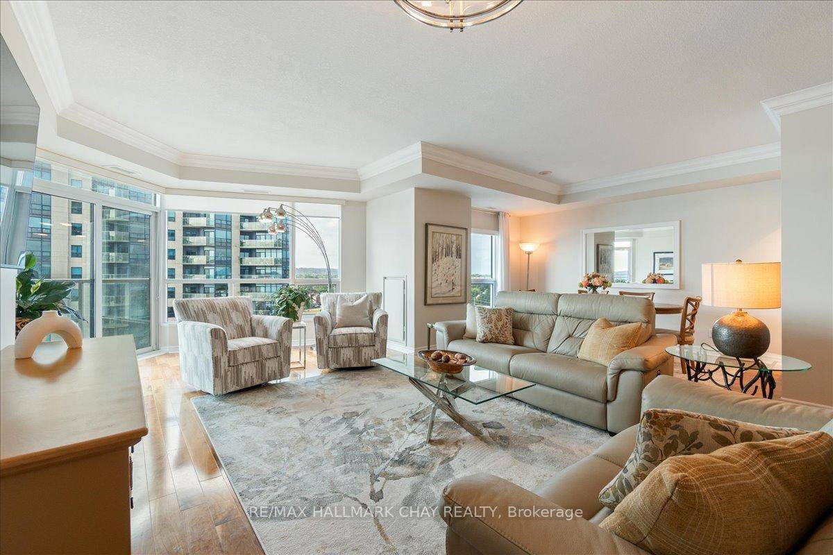 Custom One Of A Kind 2 Bedroom amp ; Den, 2 Bath Suite At Nautica.