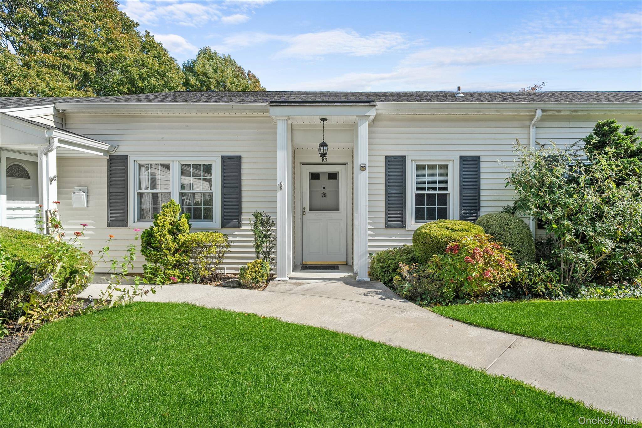 Welcome to the easy lifestyle at lovely Snug Harbor, nestled near the Great South Bay.