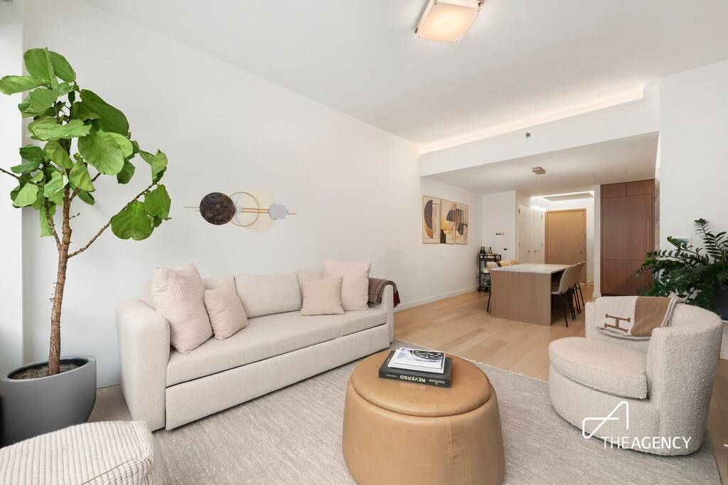 Crafted by Pritzker Prize winning architect Álvaro Siza with interiors envisioned by Gabellini Sheppard Associates, Residence 3B at 611 West 56th Street presents a rare expression of understated luxury and ...