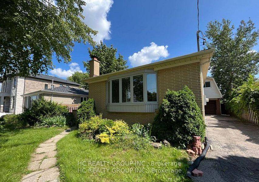 Bright and spacious 2 bedroom, 1 bathroom basement unit located in a peaceful, child friendly area.