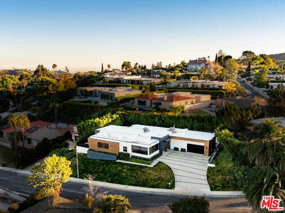 16366 Sloan Dr 4BR Brentwood La