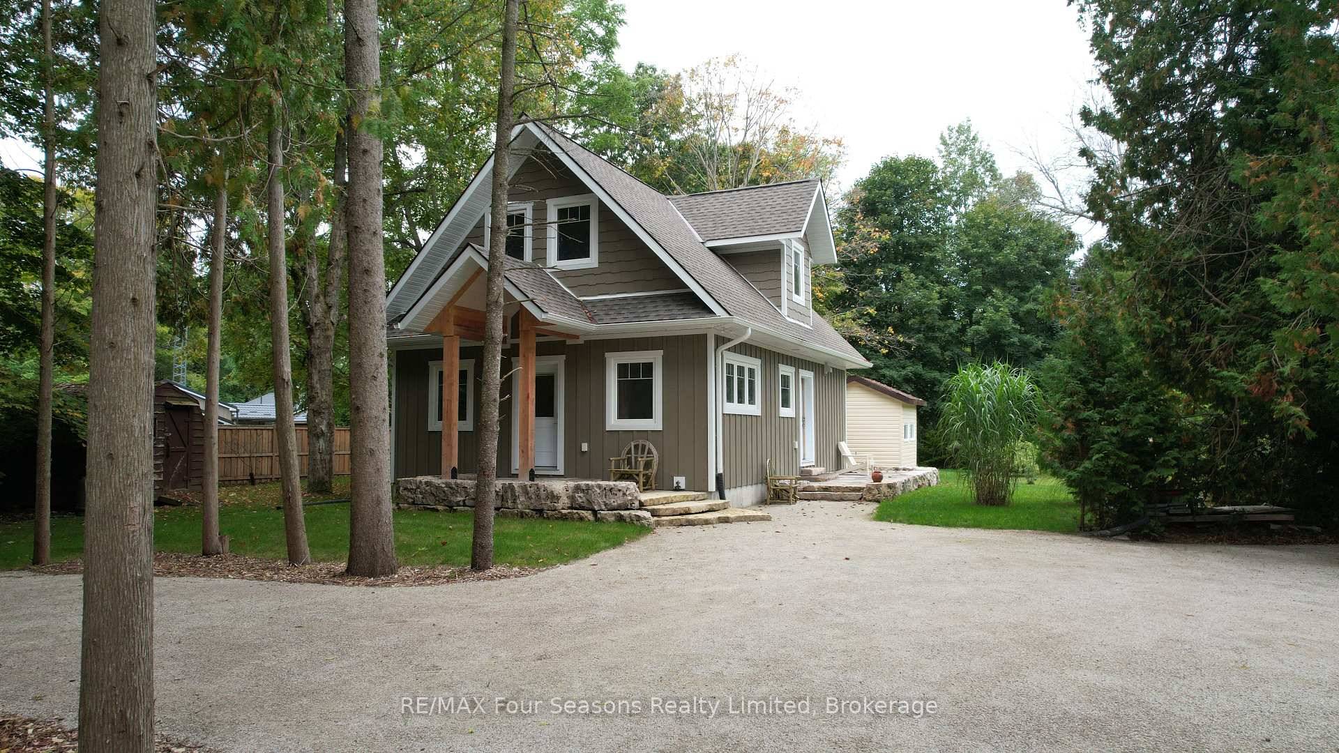 Welcome to 457 Huron Road in beautiful Red Bay, Ontario.
