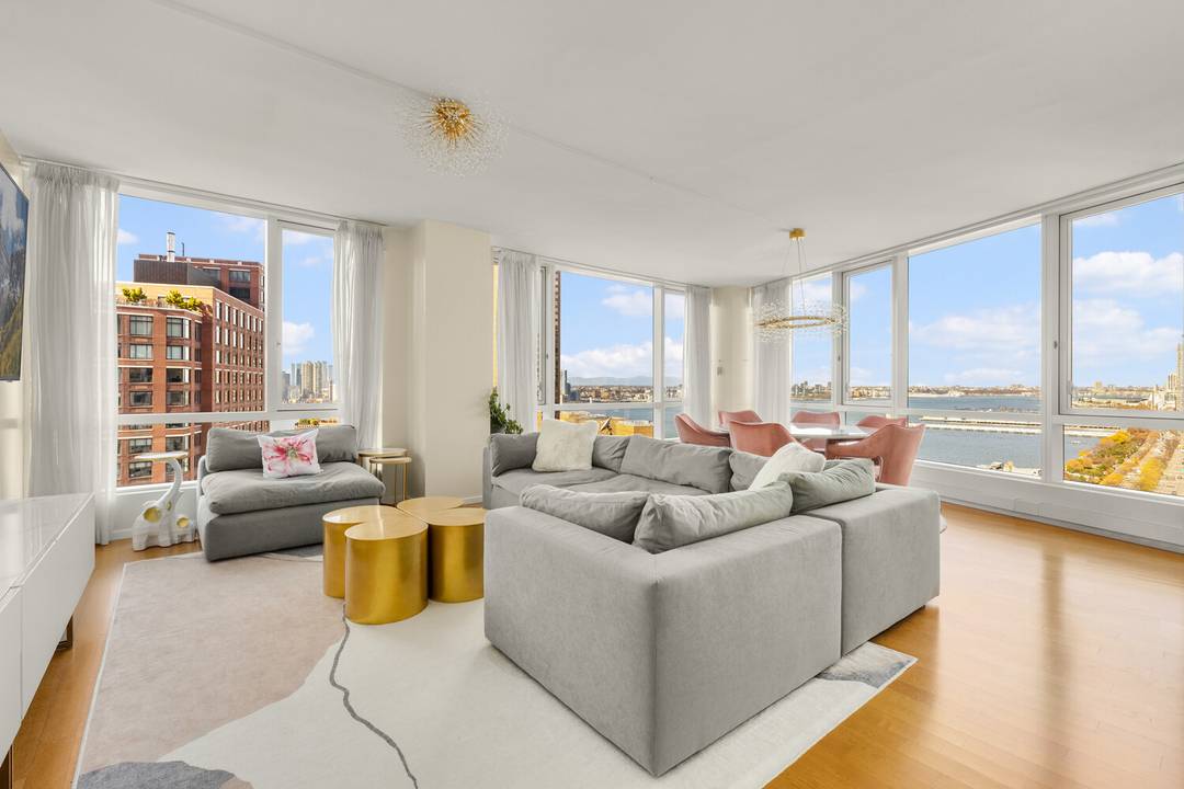 Alta Presents 22C at 200 Chambers The Best Corner 2 Bedroom in the Building Views for Miles.