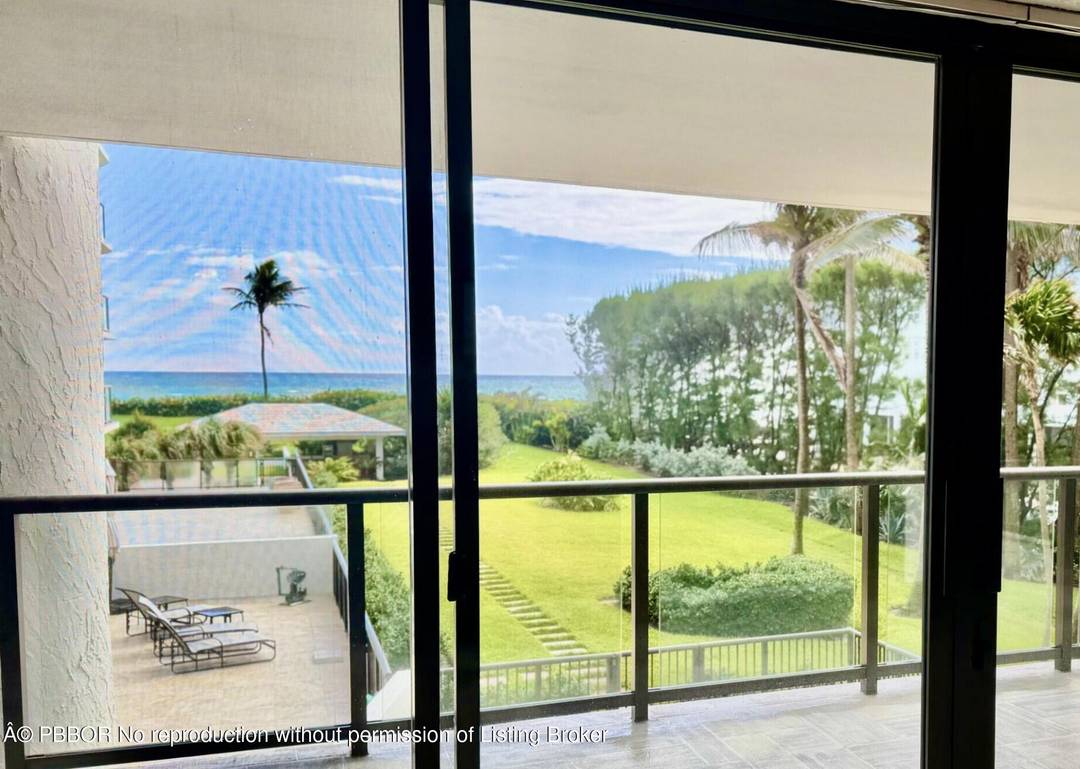 Amazing views of both the ocean and intracoastal from this large 2 bedroom 2 bath with 2 balconies !