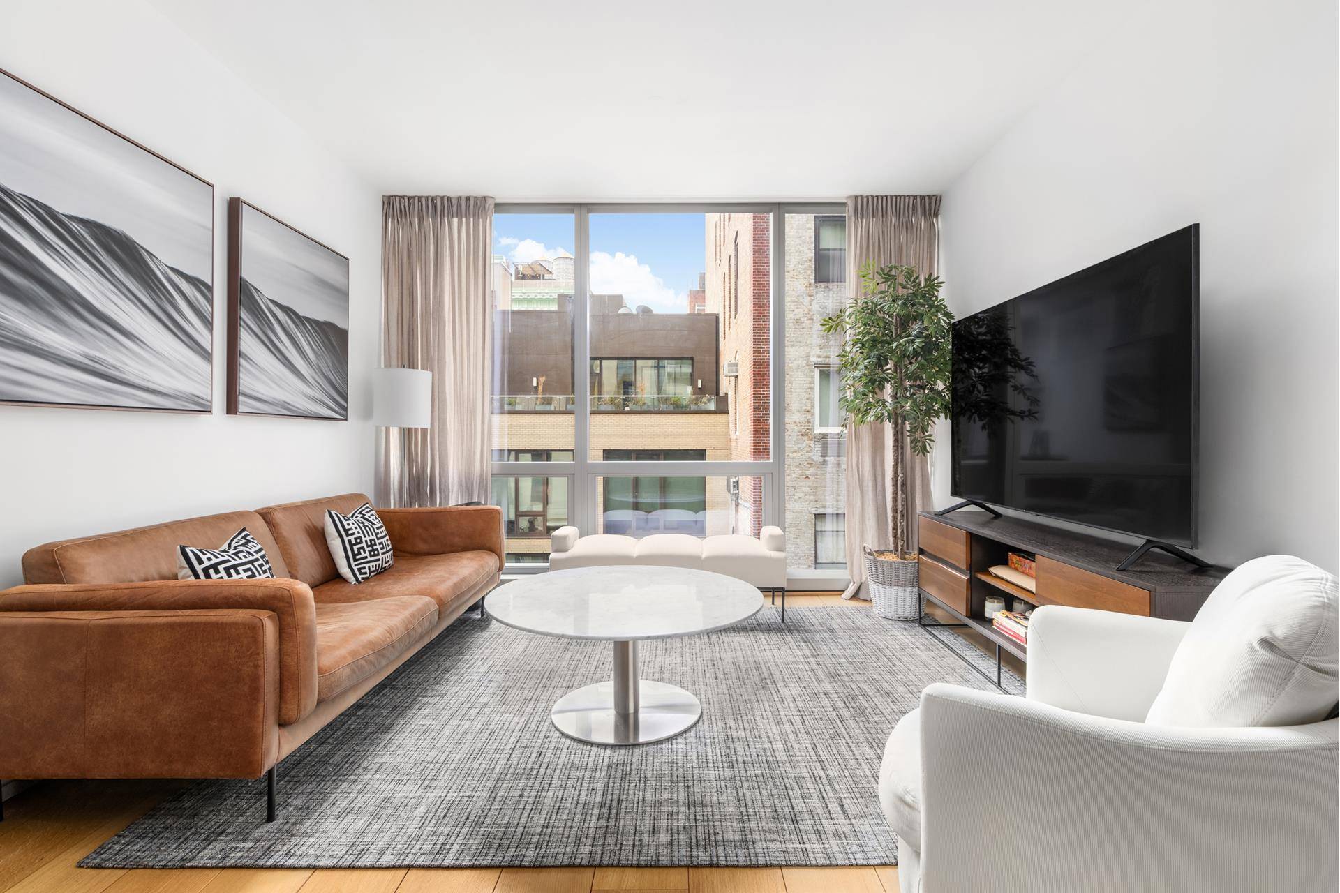 Experience the pinnacle of sophisticated New York City living at the iconic One Madison condominium.