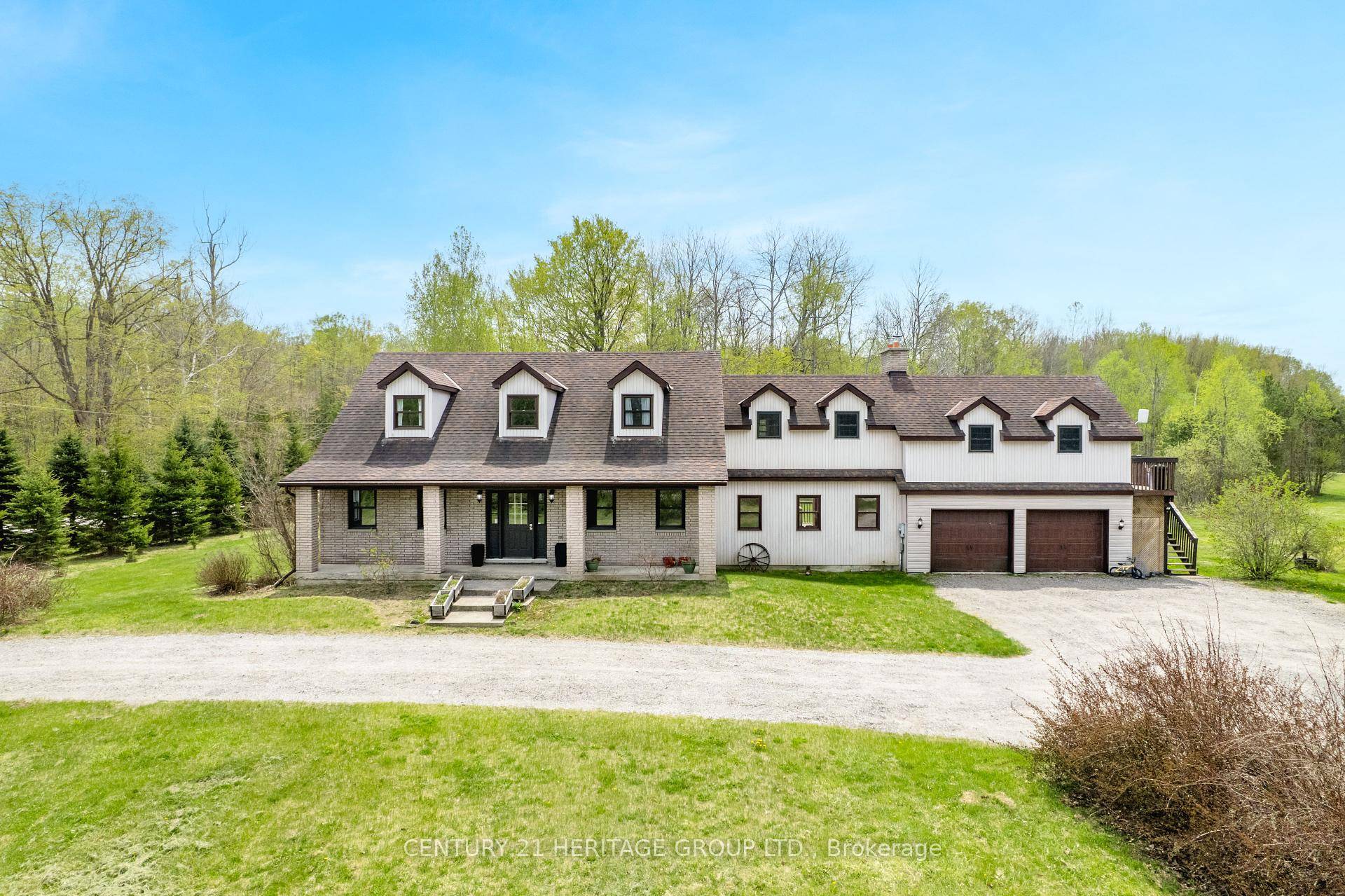 Welcome to this exceptional large family home offering space, comfort, and versatility, both inside and out.