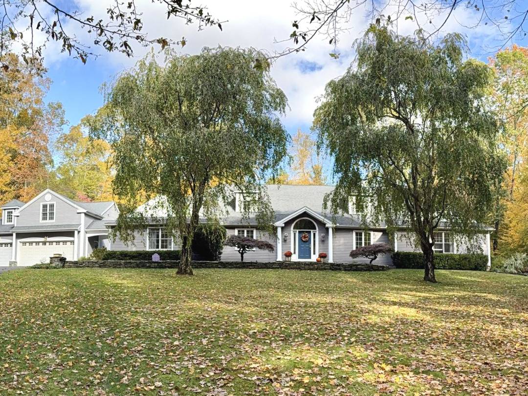 Welcome to your private sanctuary in the historic town of Guilford.