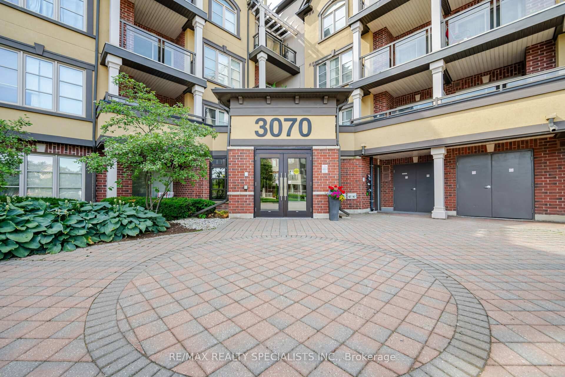 Immaculately Maintained And Move In Ready, This Convenient Ground Level Open Concept 1 Bedroom Den Unit Is Located In The Sought After Cornerstone Community Of Alton Village.