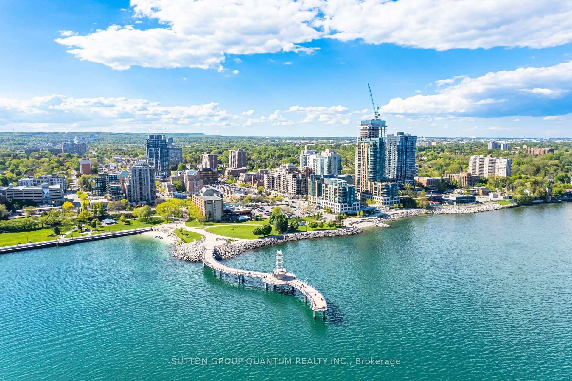 Welcome to 360 on Pearl a Spectacular condominium Residence, where Luxury meets Waterfront tranquility in Downtown Burlington.