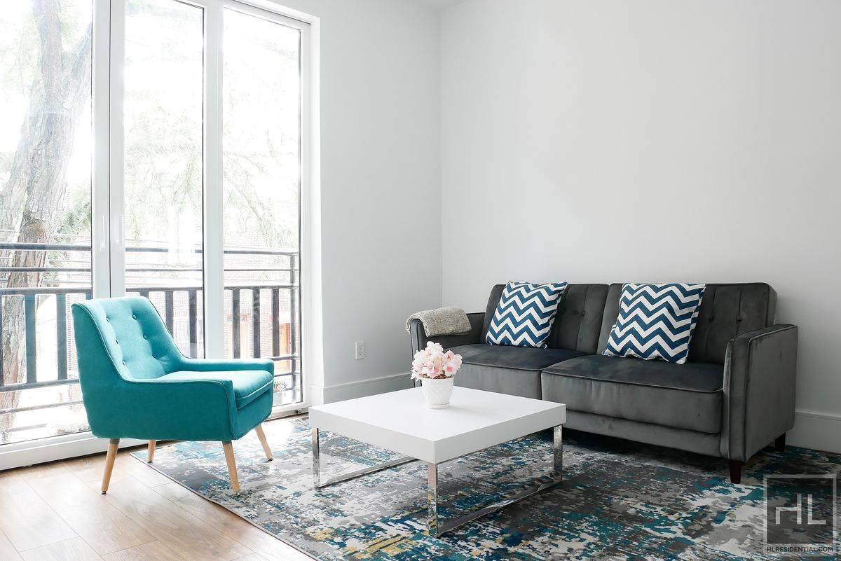Absolutely Stunning 3 Bedroom 2.