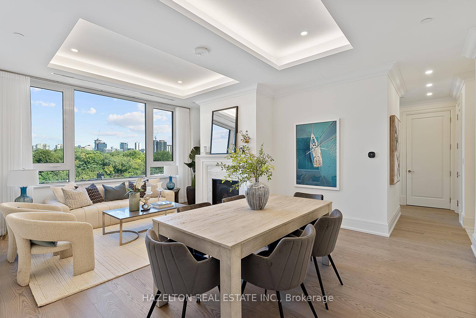Yorkville perfection, this nearly 1600 sq ft condo is a gem within a premier boutique building, located in the city's best neighborhood.