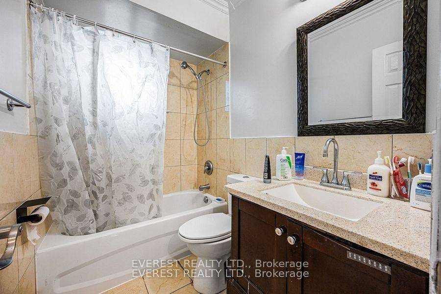 AMAZING LOT SIZE, 3 3 BEDROOM DETACHED BRICK BUNGALOW IN HIGH DEMAND KENNEDY PARK AREA, SEPARATE ENTRANCE TO FINISH 3 BEDROOM BASEMENT APARTMENT.