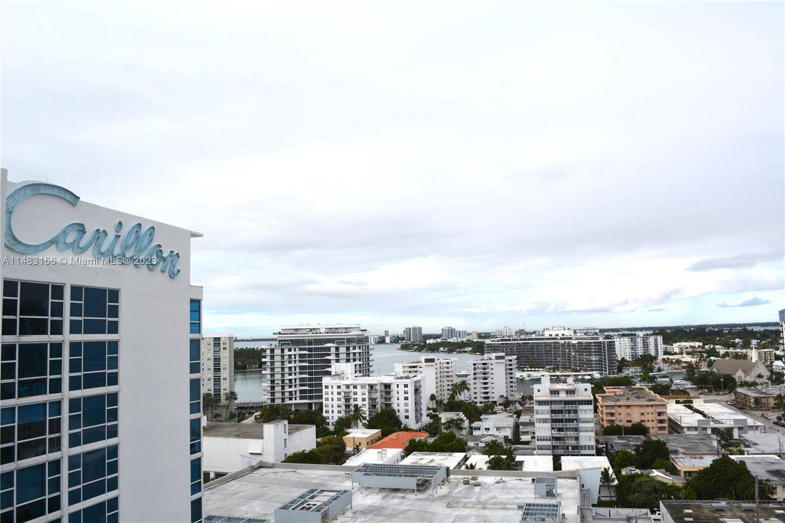 This bright and spacious corner 1 bed 1 bath residence in the prestigious North Tower at The Carillon is offered turnkey.