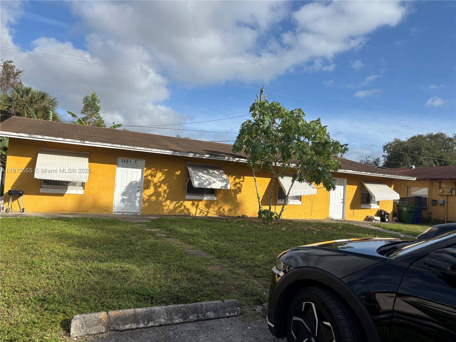 Close to transportation, shopping, restaurants, schools and places of worship, Etc.