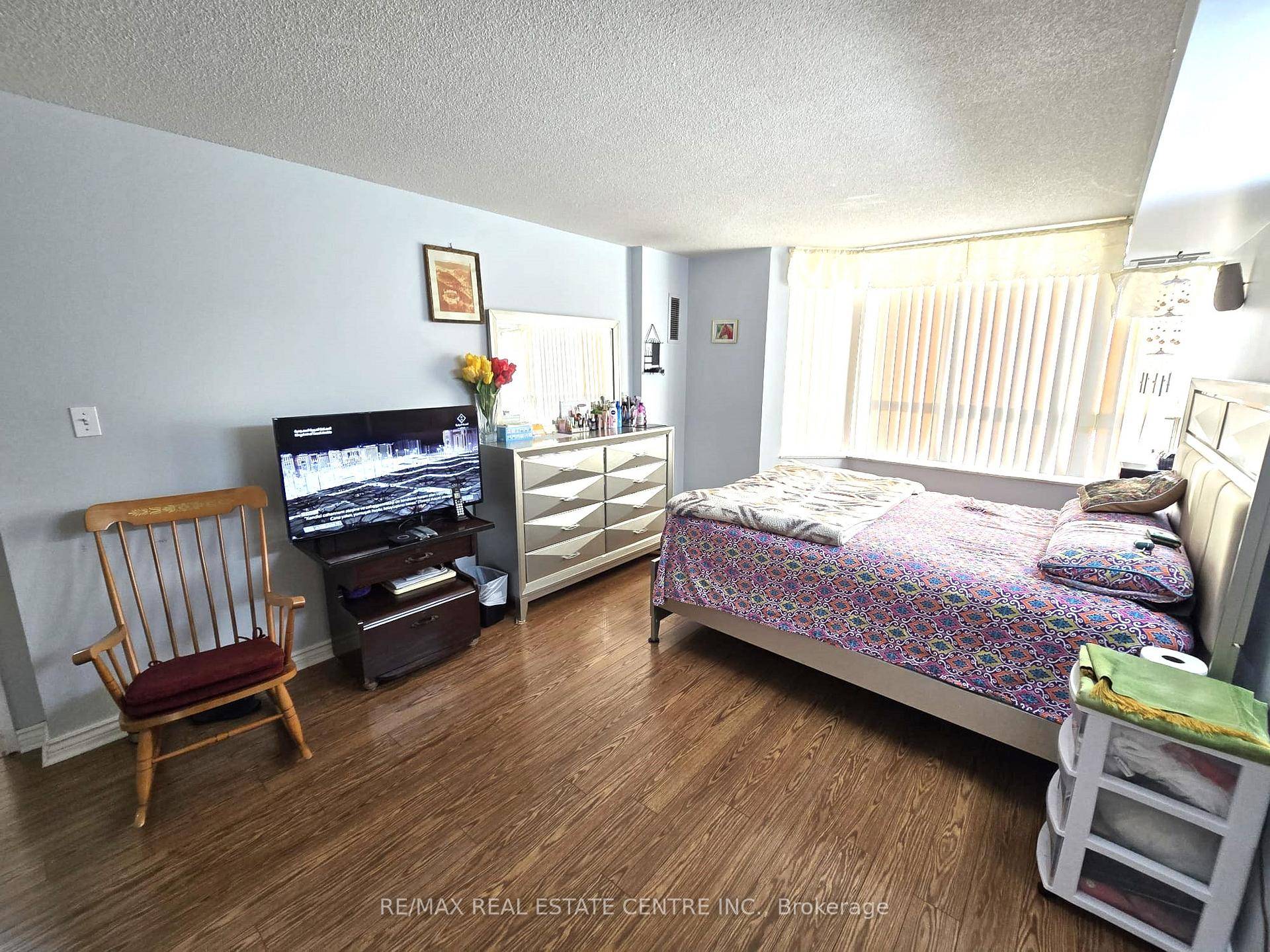 Price To Sell Gorgeous 3 Bedrooms Plus Den corner unit with Amazing View of Tranquil Ray Lawson Valley In a Well Maintained Building Located Near Brampton Mississauga Border.