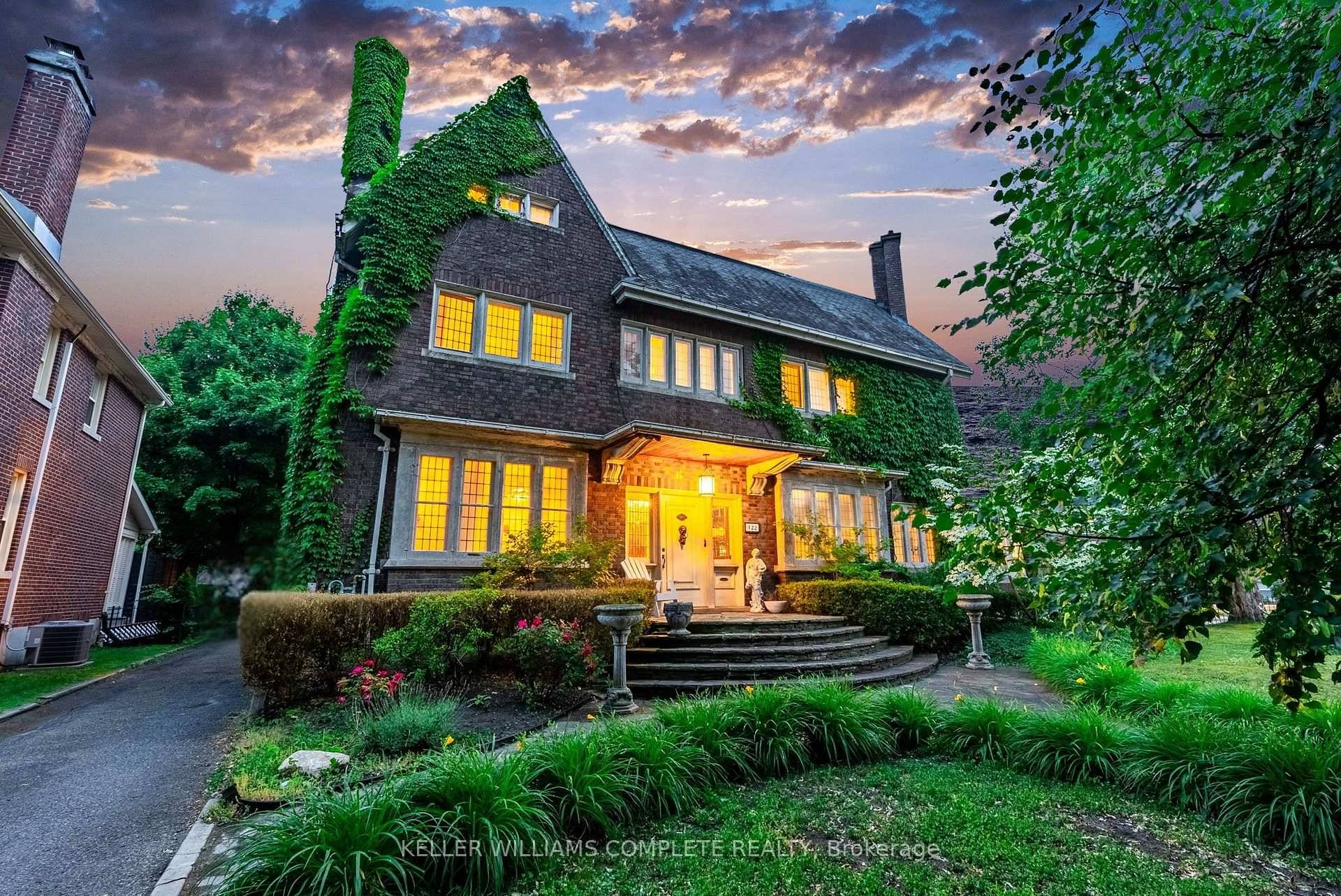 Welcome to 122 Dufferin Avenue, Brantford Nestled in the coveted Holmedale neighborhood of Brantford, this exceptional century home is ideally located near the Grand River trails, top rated schools, and ...