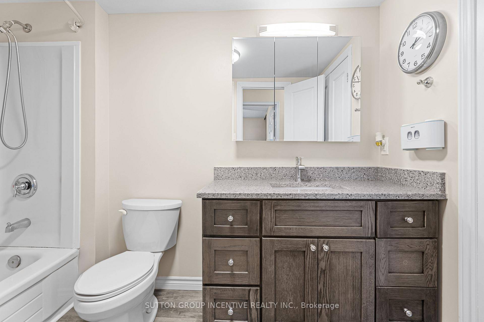 Discover this delightful 3 bedroom condo, perfectly move in ready and featuring an updated kitchen equipped with sleek stainless steel appliances.