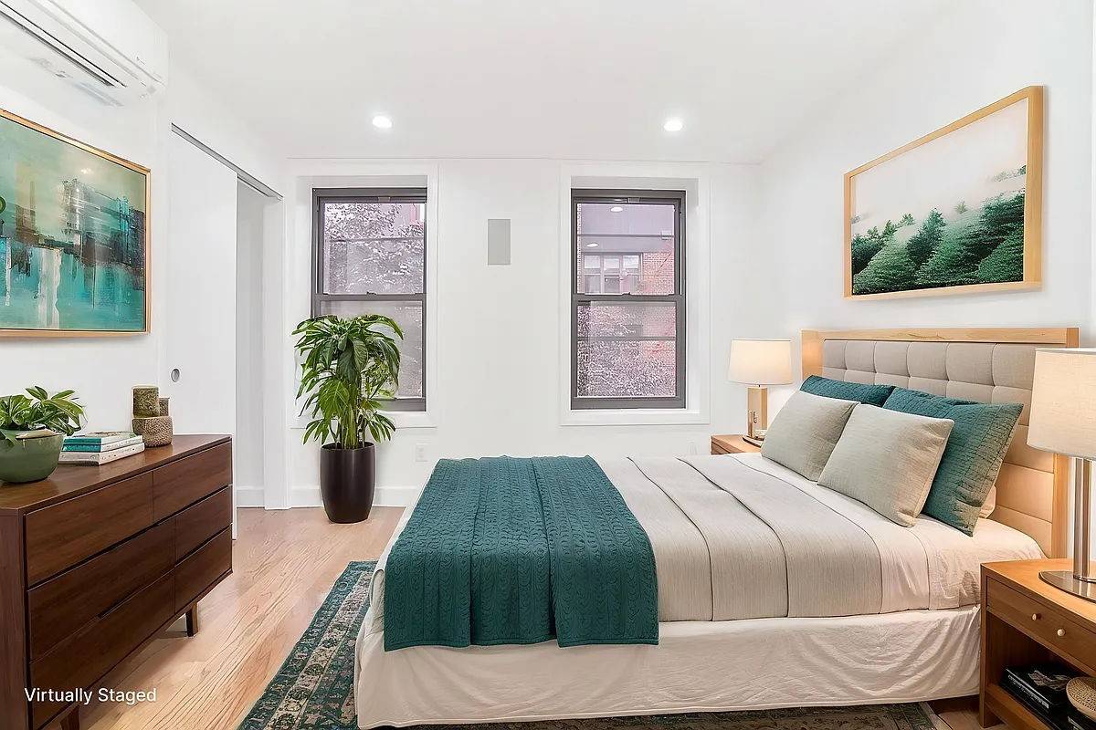 Renovated apartment featuring 2 bedrooms and 1bathroomsLocated in the sought after East Village neighborhood, this apartment boasts modern amenities including a washer and dryer in unit, central air conditioning, and ...