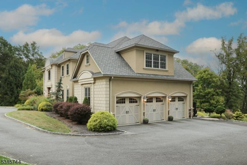 This majestic 5 BR, 6000 sq ft manor, which includes 1200 sq ft of partially finished WO basement is the Builder's Own Personal Estate designed and constructed as Builder's dream ...