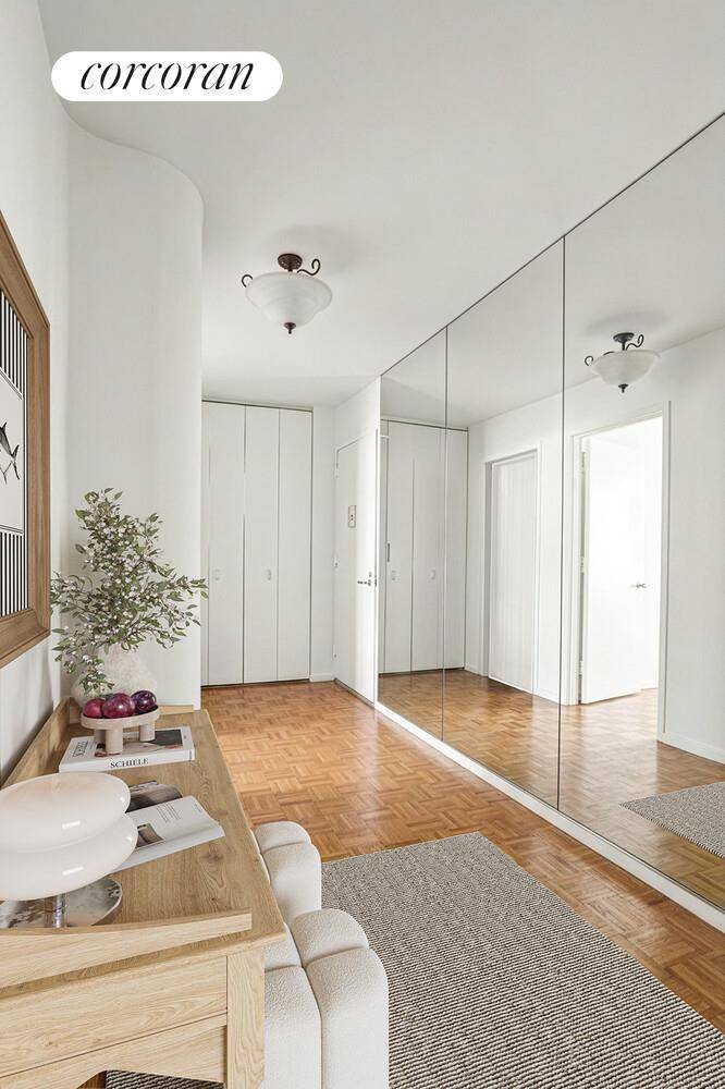 BEST IN CLASS UPPER EAST SIDE LOCATION WITH PRIVATE OUTDOOR SPACE A move in ready one bedroom with private outdoor space in one of the Upper East Side's most convenient ...