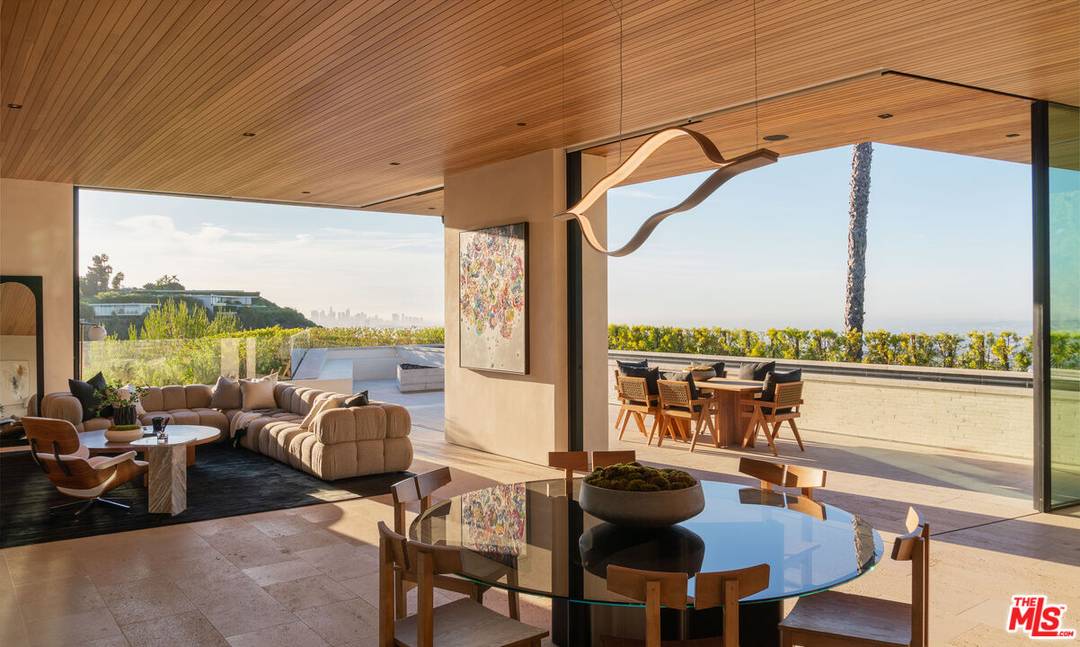 1520   Carla Rdg 5BR Beverly Hills Post Office | B.H.P.O. La