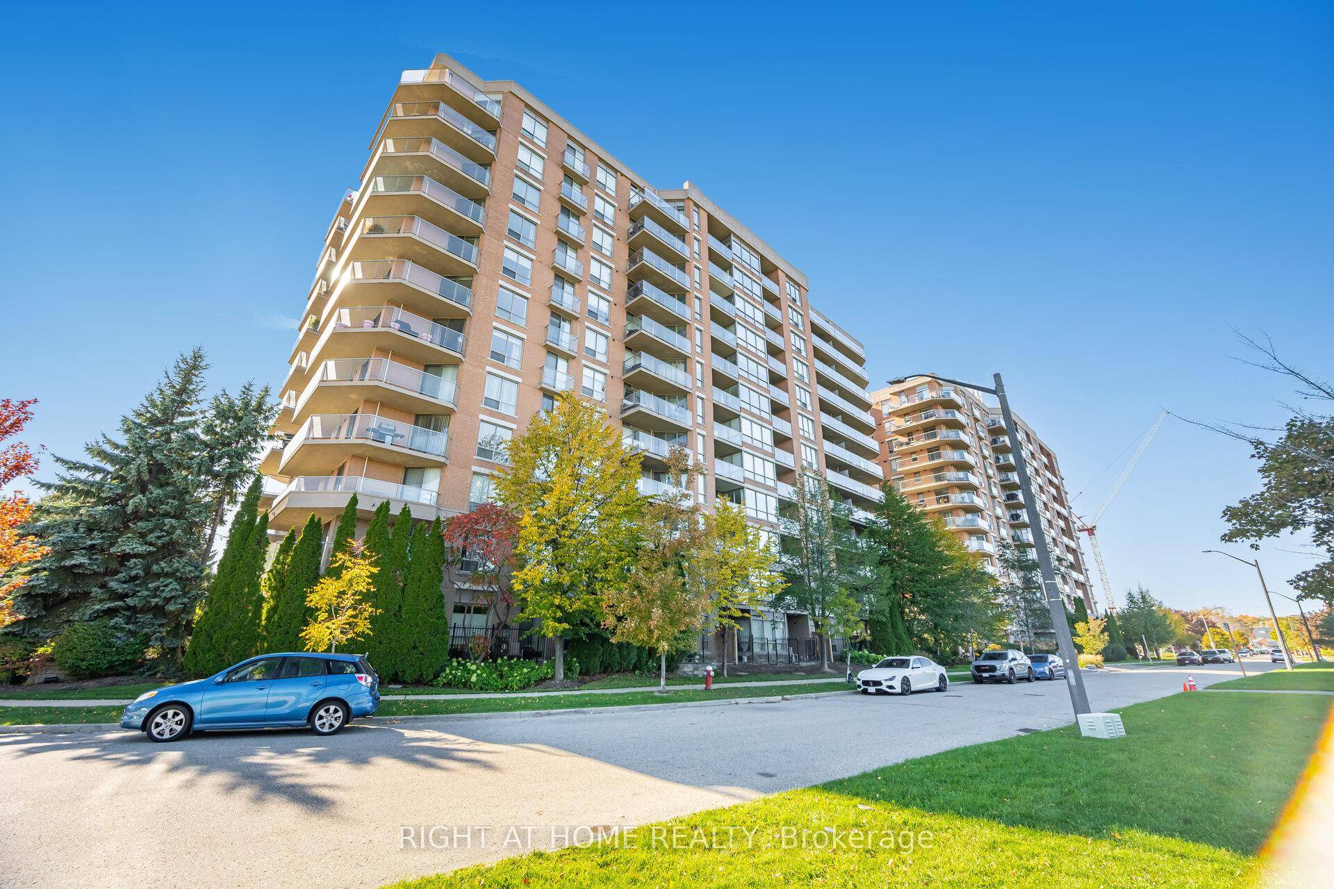 Welcome to Suite 605 at 1140 Parkwest Place where Lakeview living feels effortless from the moment you step inside.