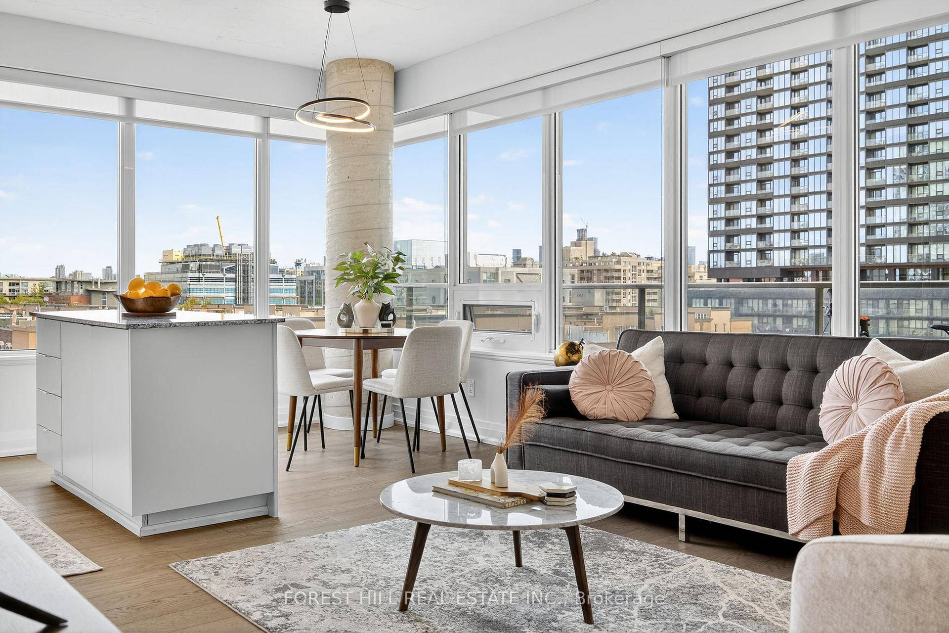 Luxe Liberty Living at Bliss condos !