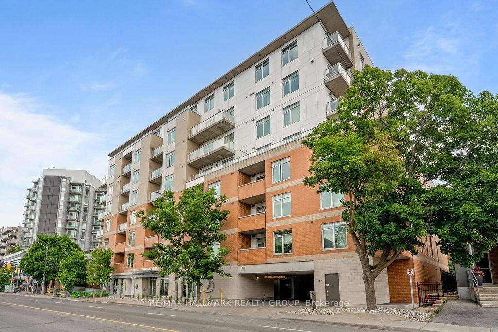 Welcome to 131 Holland Ave Unit 507 !