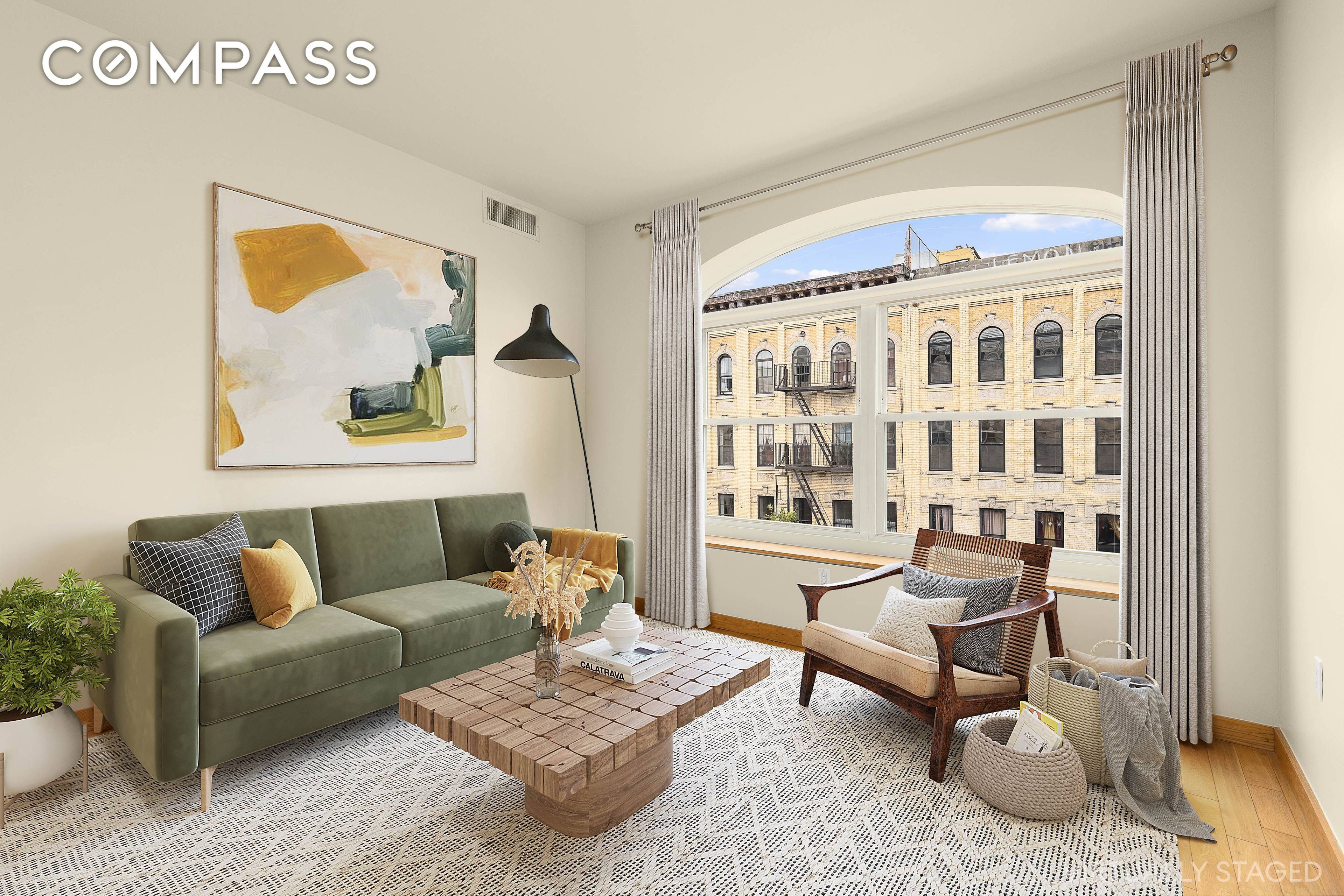 YThe Knick, at 318 Knickerbocker, is a sought after pre war condo conversion in prime Bushwick, and this sun drenched 1BR comes with the rarely available luxury of your own ...