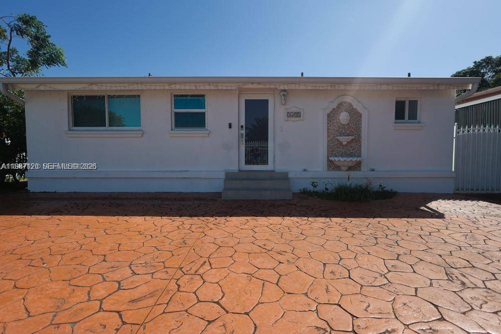 Looking for a property that can generate extra income ?