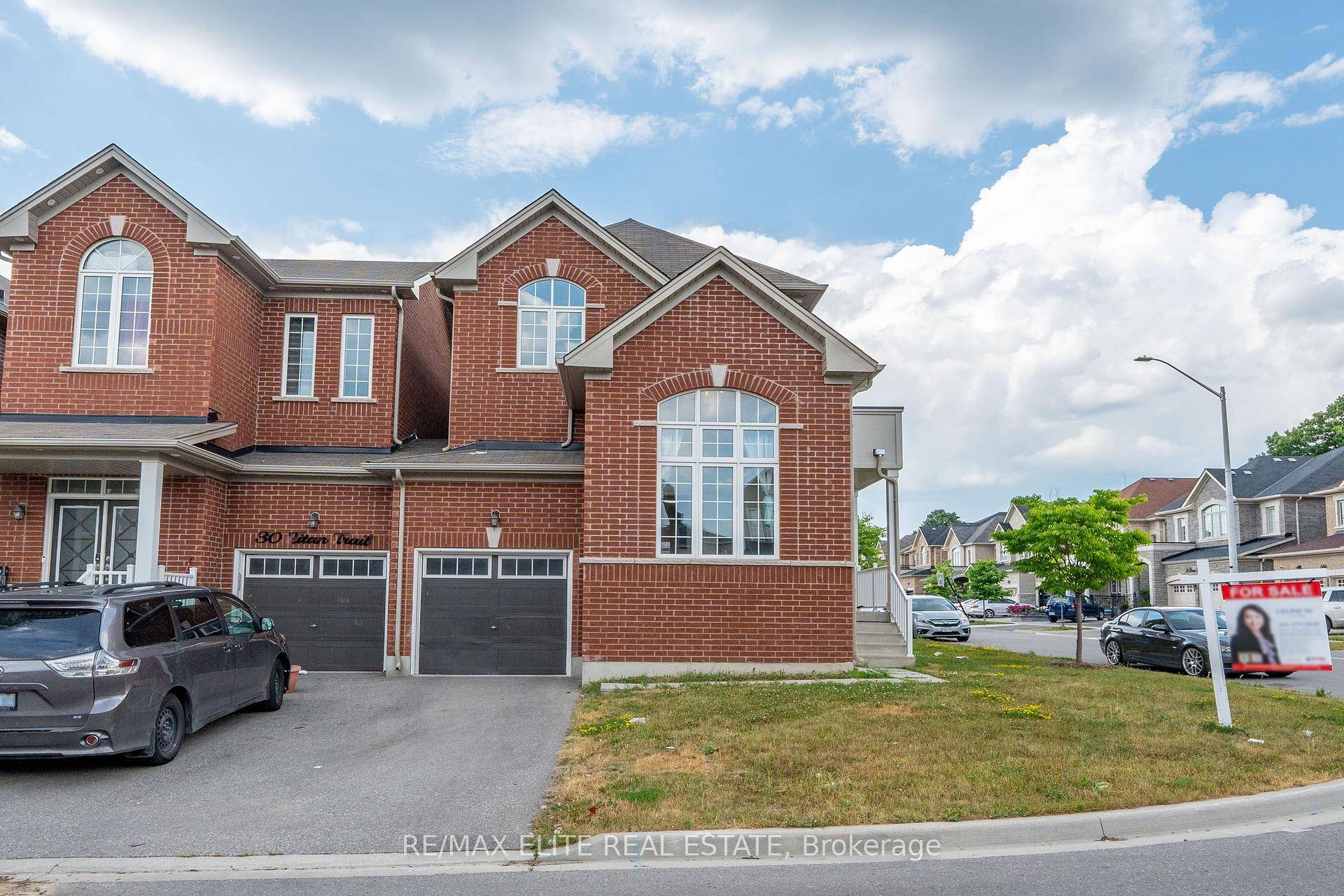 Very bright and spacious link home on a premium corner lot.