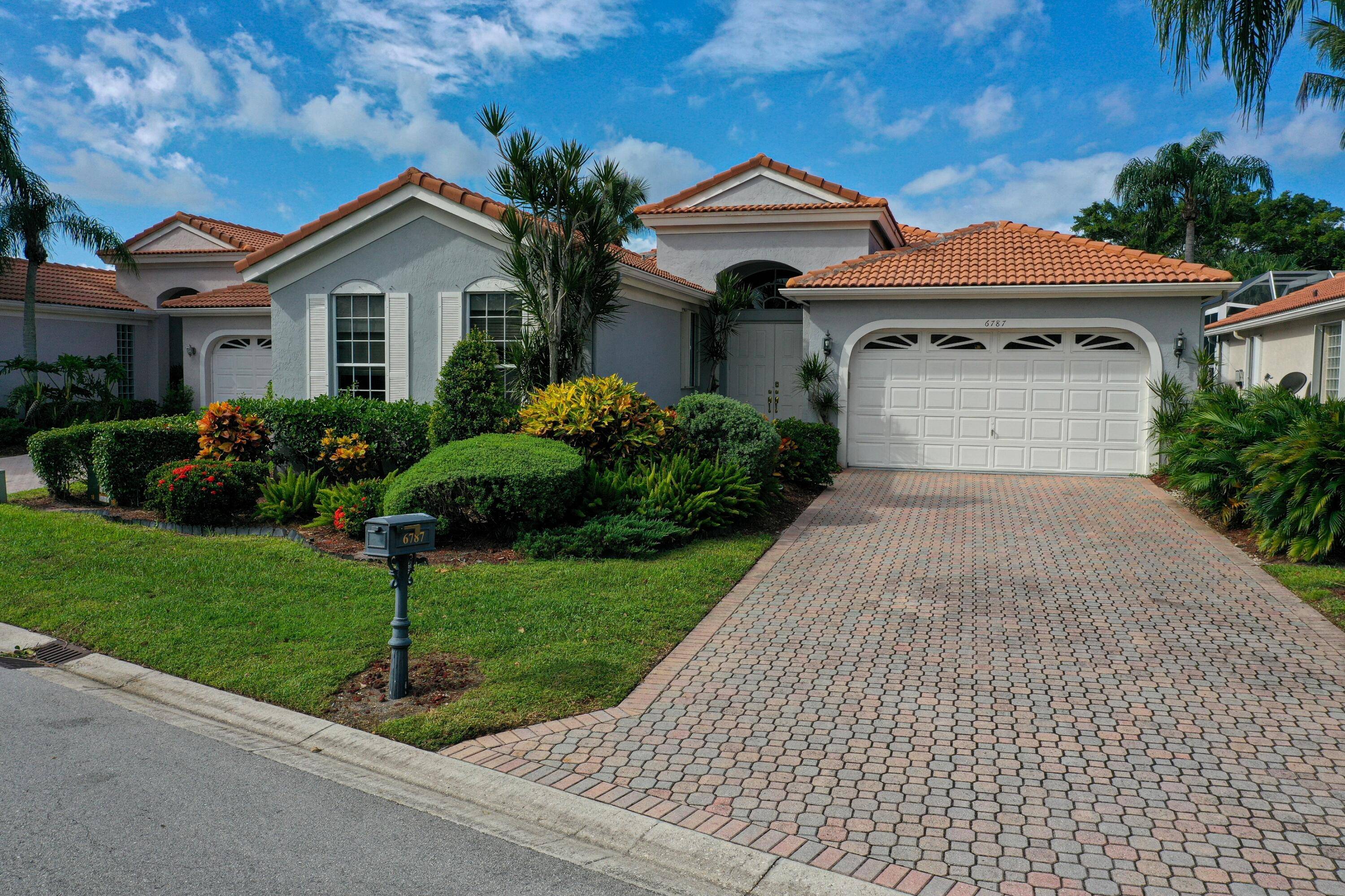 INCREDIBLY WELL LOCATED IN BOCA RATON, THIS BEAUTIFUL 3 BEDROOMS PLUS OFFICE AND 2 1 2 BATHS HOME AT NEWPORT BAY COMMUNITY WHICH IS CLOSE TO THE BEST PUBLIC AND ...