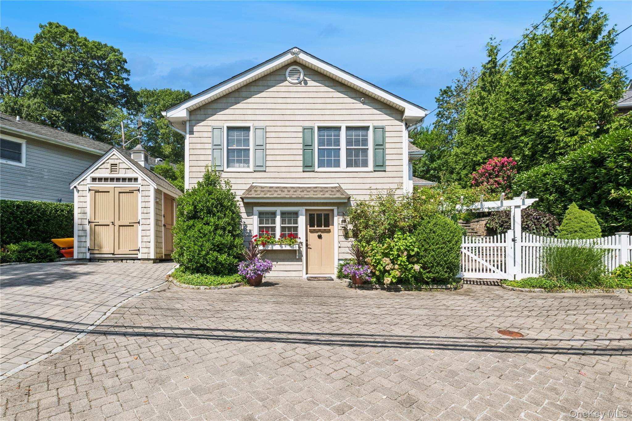 Welcome to 3 Glenna Little Trail A Coastal Smart Home Oasis Just 175 feet from the Harbor Heights Community Private Beach, this one of a kind Colonial combines historic charm, ...