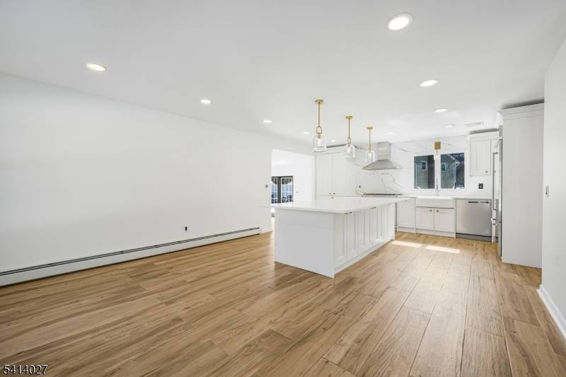 Welcome to the one you've been waiting for !