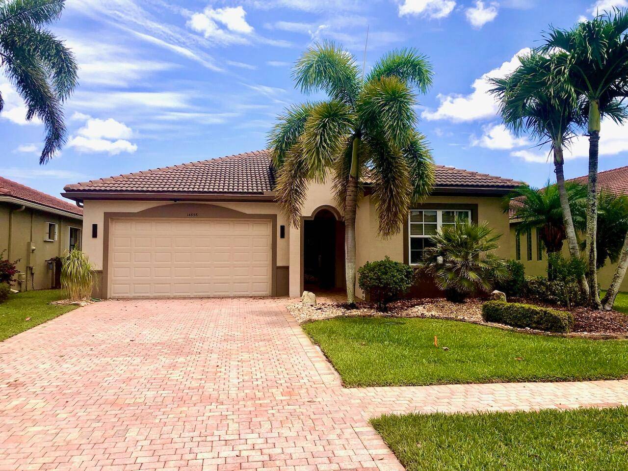THIS HAS TO BE ONE OF THE FINEST HOMES UNDER 1 MILLION DOLLARS IN SOUTH FLORIDA.
