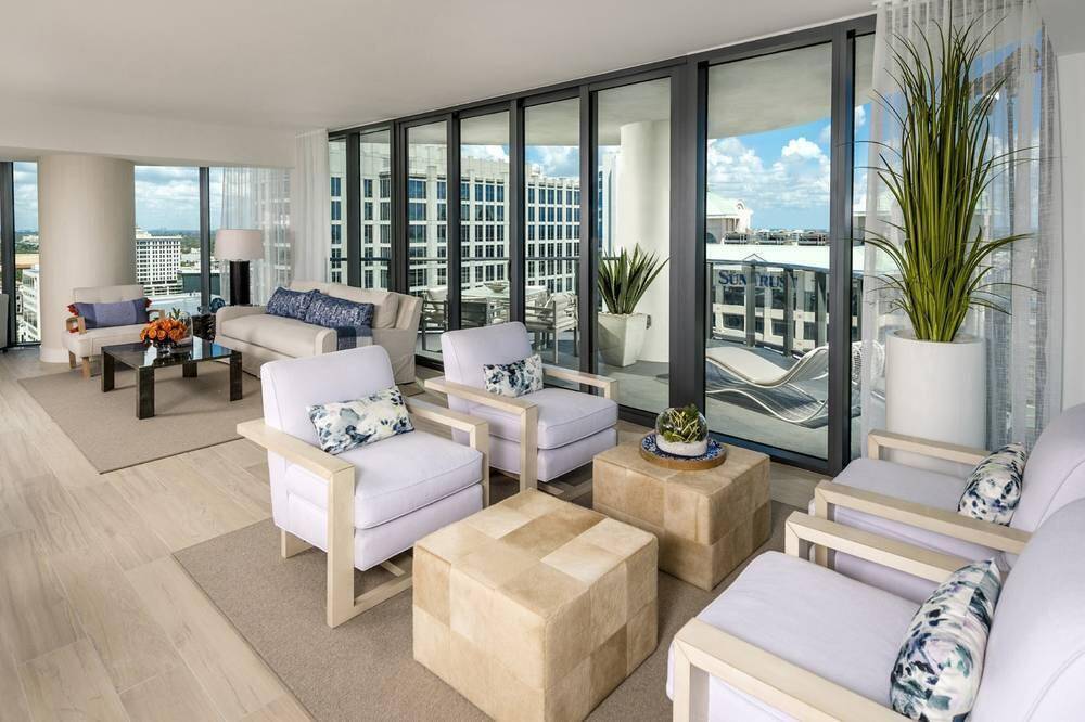 Welcome Home to Icon Las Olas !