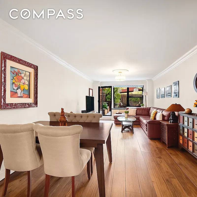 Set in a prime Lenox Hill building, this stylish one bedroom home offers a rare NYC trifecta expansive indoor outdoor living, smart design, and one of the lowest monthly maintenance ...