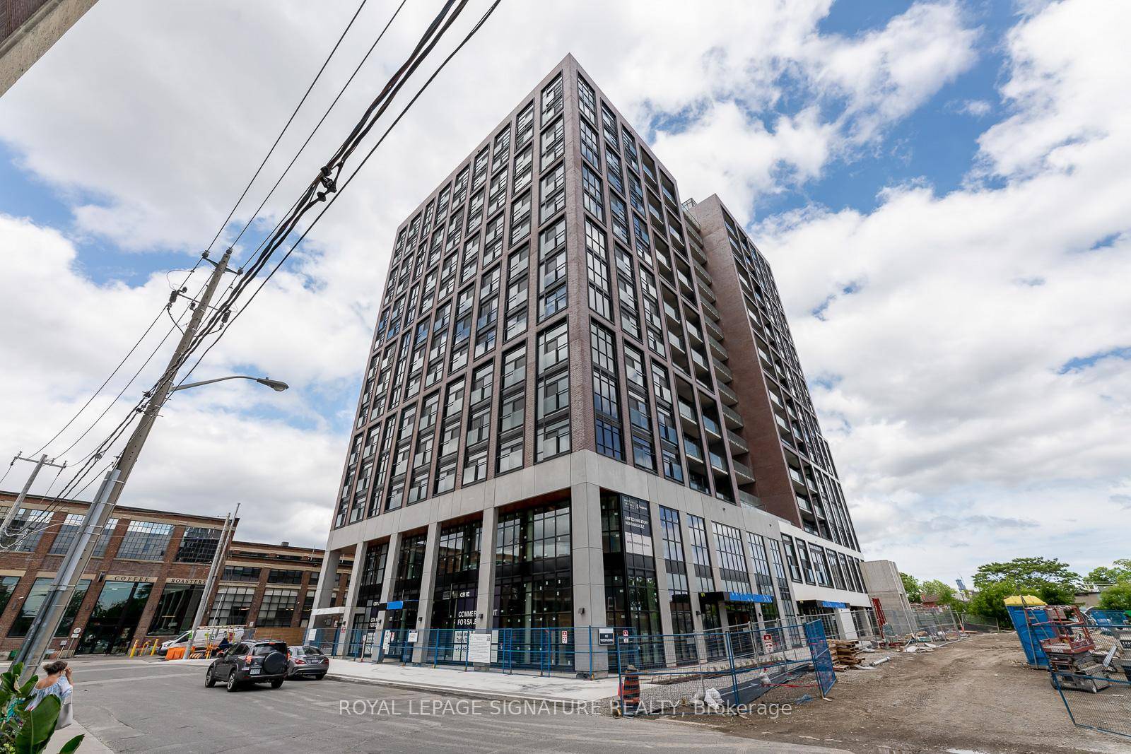 Discover luxurious urban living in this beautifully designed 1 Bedroom Den suite.