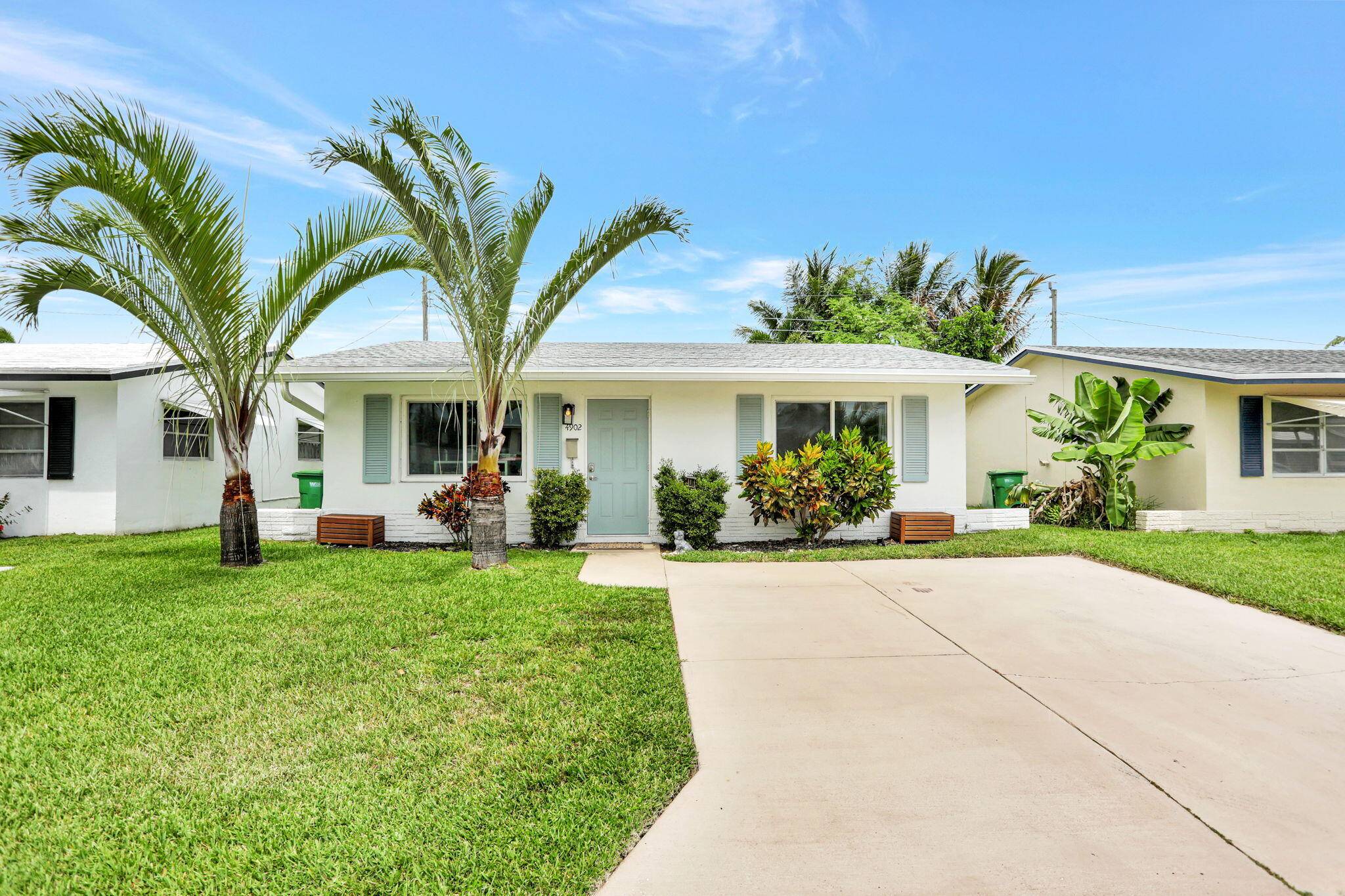 This beautiful home attracts those seeking to enjoy privacy within close proximity to local attractions and leisurely activities.