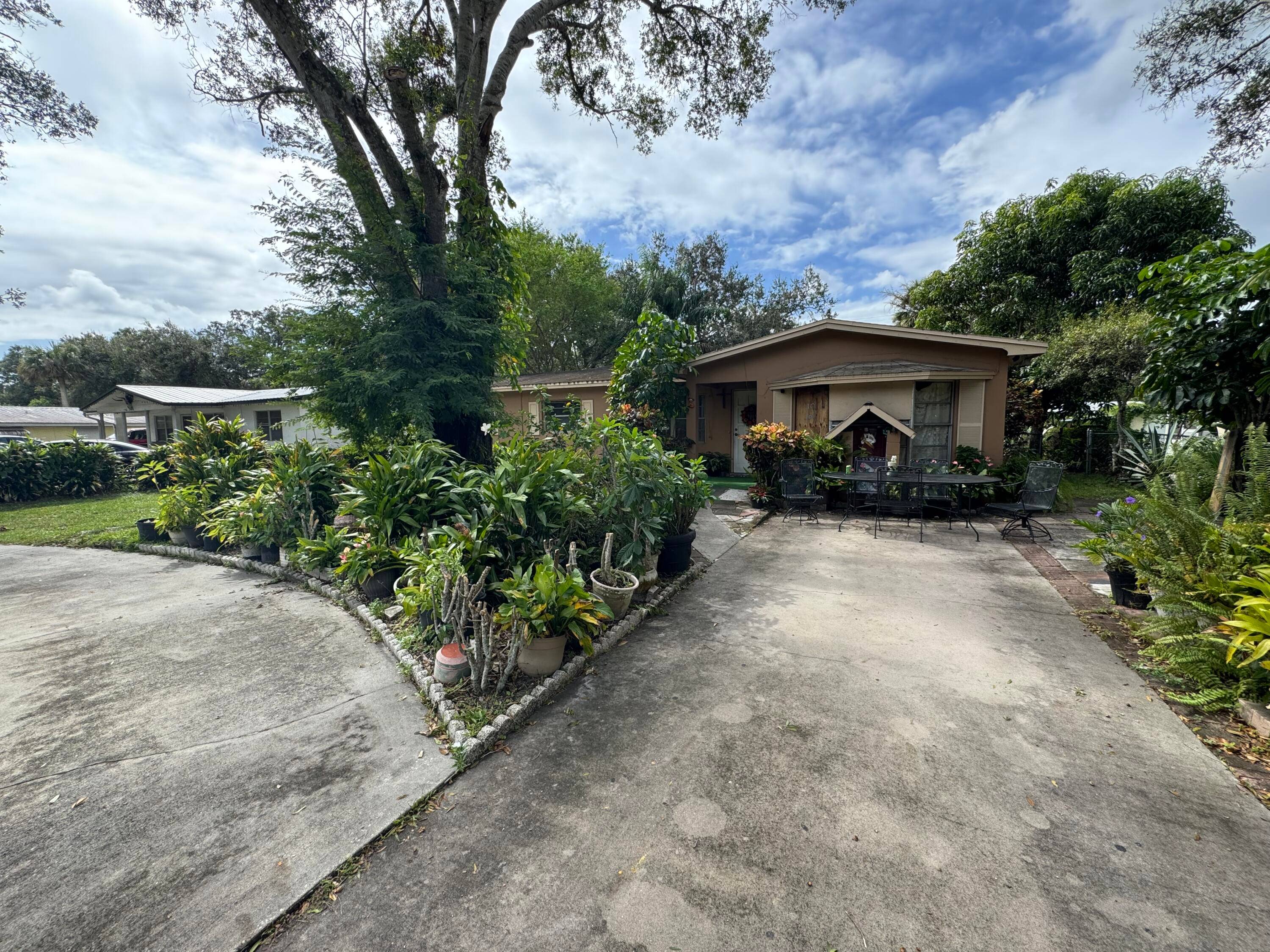 Welcome to this beautiful 4 bedroom, 2 bathroom home, with a lovely family room perfectly nestled in a peaceful neighborhood.